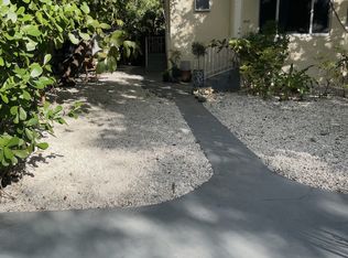 1041 NW 34th St #A, Miami, FL 33127