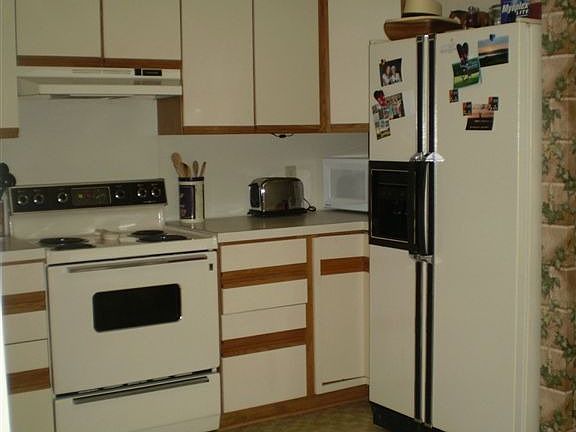 5th image of 3201 American Dr APT B