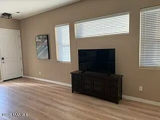 5820 N Elton Pl — Photo 7