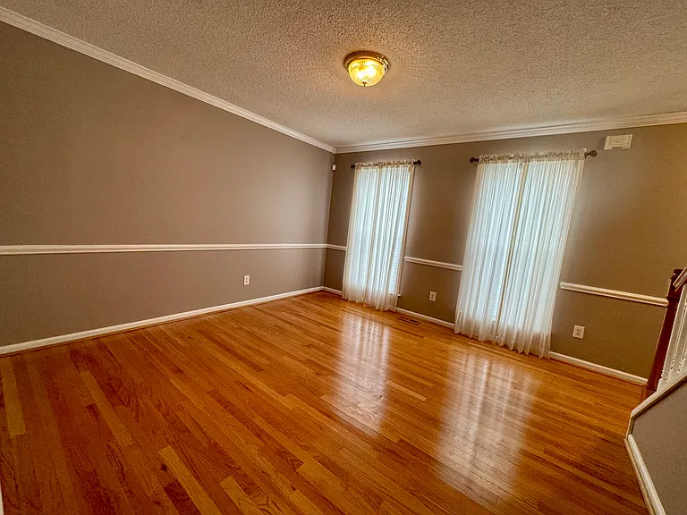 1117 Creek Haven Dr — Photo 31
