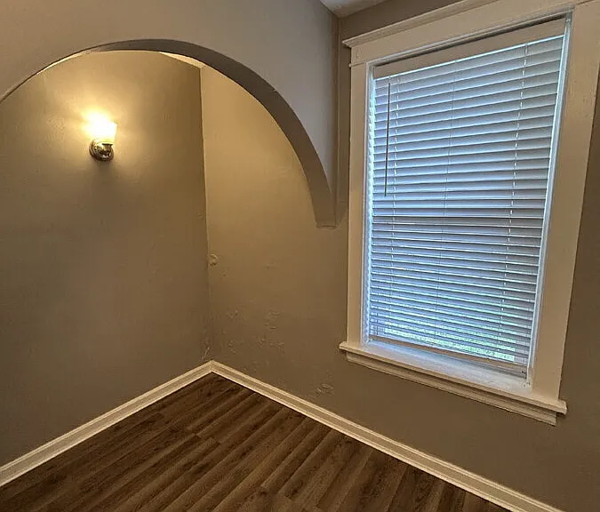 6826 Waldemar Ave #A — Photo 7