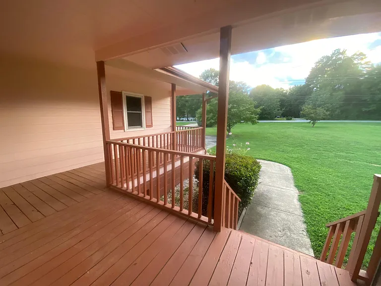 Front entrance and Deck