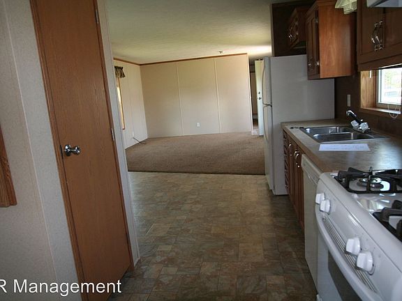 5th image of 2708 Donna Ave