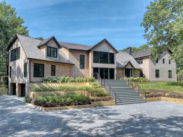 560 Little Noyack Path, Water Mill, NY 11976