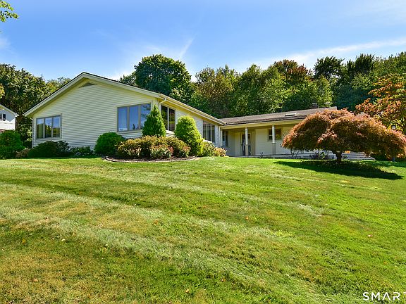 2nd image of 27 Gail Drive