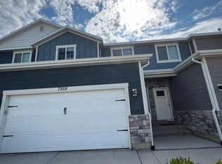 7568 N Hutch Ln, Eagle Mountain, UT 84005