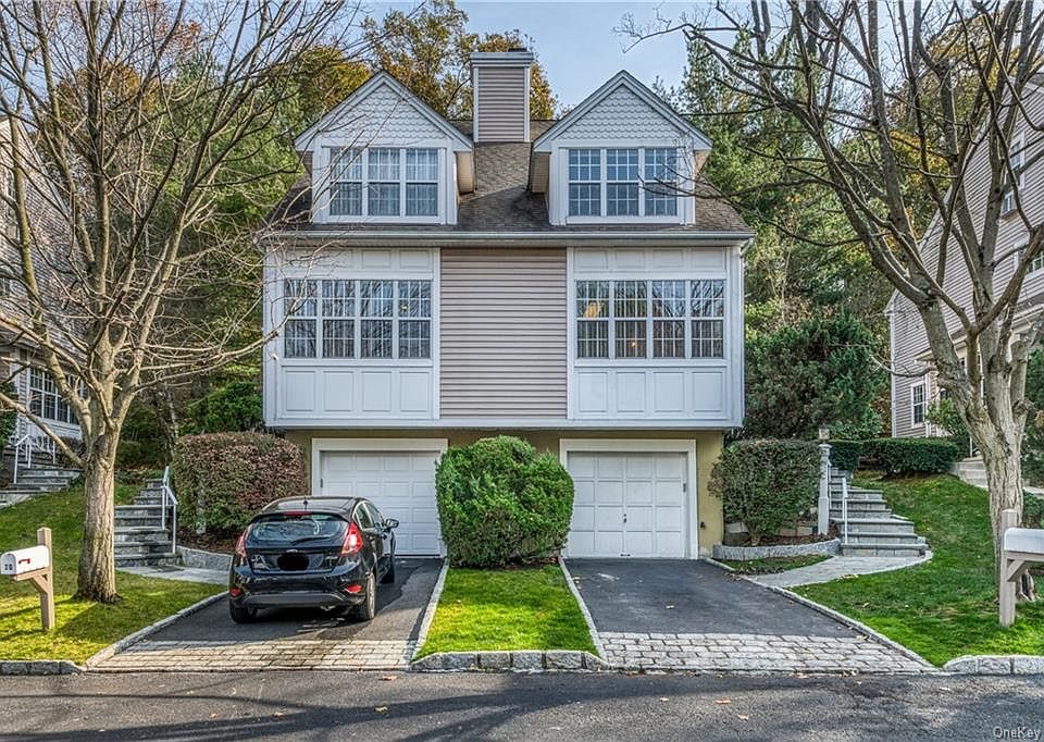1st image of 22 Sidehill Ln
