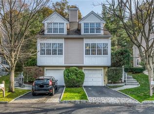 22 Sidehill Ln, Yonkers, NY 10710