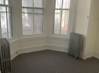 3927 Pine St APT 2R, Philadelphia, PA 19104