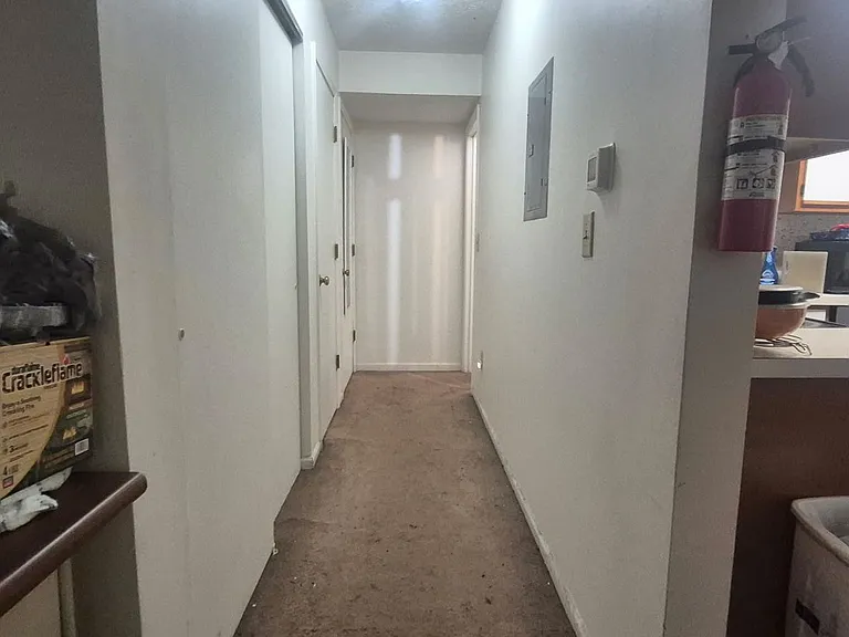 978 Irving Ave #2 — Photo 5
