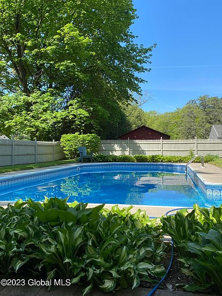 3rd image of 20 Washburn Drive