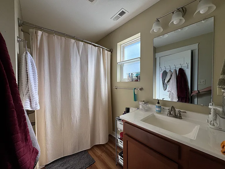 3649 Graceland Ave — Photo 33