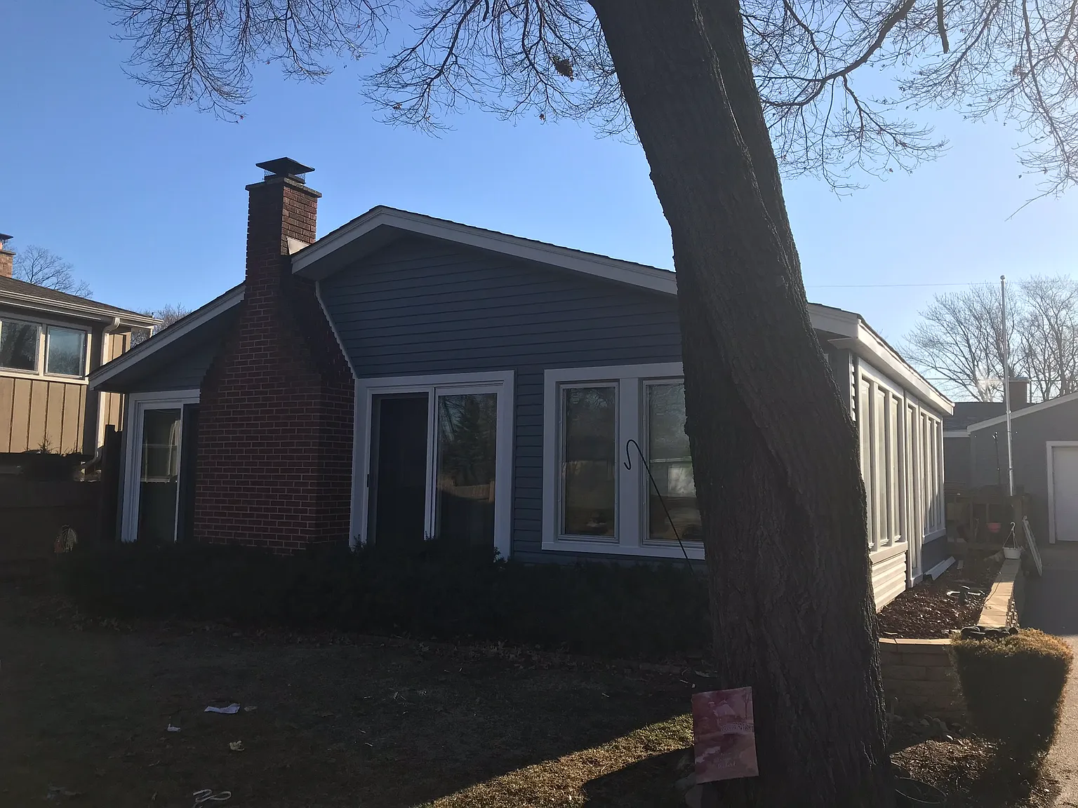383 N Cedar Ave photo 1