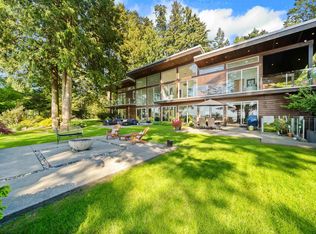 2443 Christopherson Rd, Surrey, BC V4A 3L2