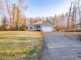3283 N Alma Dr, Wasilla, AK 99654