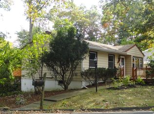 317 Santa Fe Trl, Hopatcong, NJ 07843