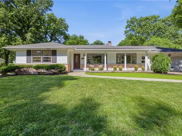 12107 Newbury Ln, Independence, MO 64052