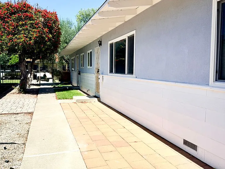 134 S C St — Photo 11