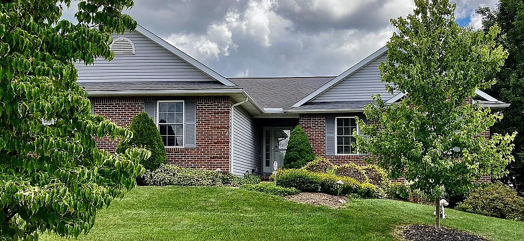 2267 Bramble Ln photo 1