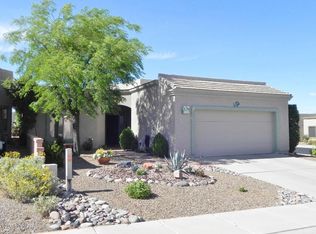 436 W Pecan Valley Dr, Green Valley, AZ 85614