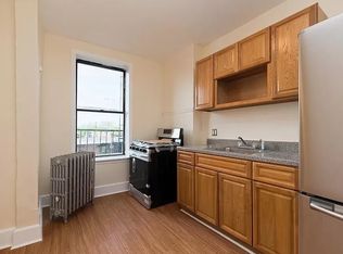261 Quincy St APT 2R, Brooklyn, NY 11216