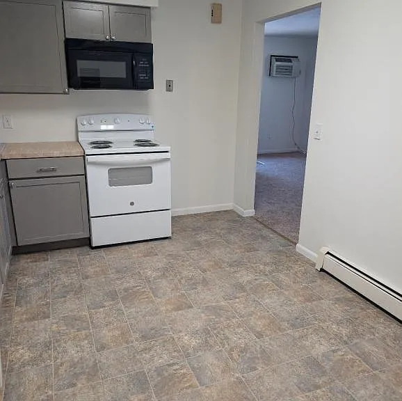 1822 Sunnyside Dr #2 — Photo 3