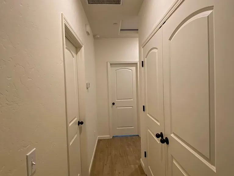 3212 N Noyes Ct — Photo 6