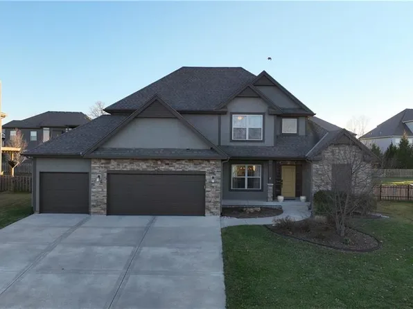 9021 NE 100th Ter, Kansas City, MO 64157