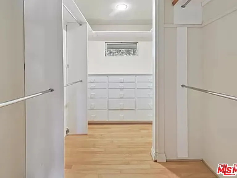 1681 Stone Canyon Rd — Photo 16