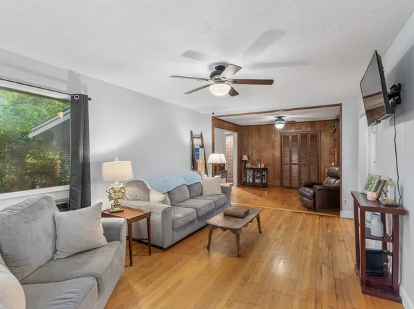 31 Ivar Street, Franklin, NC 28734