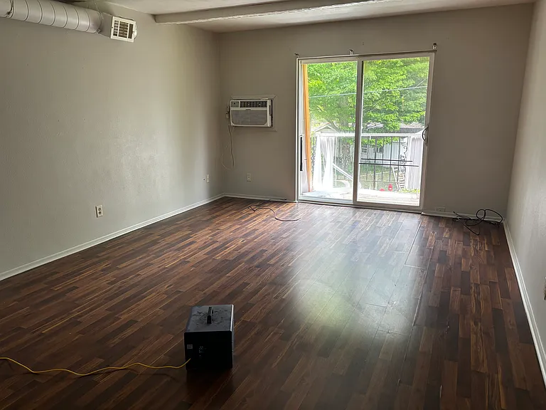 4650 Capital Ave SW #6 — Photo 6