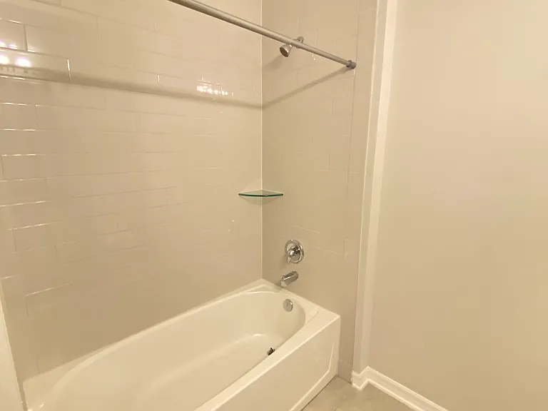 698 Bay Bridge Cir — Photo 24