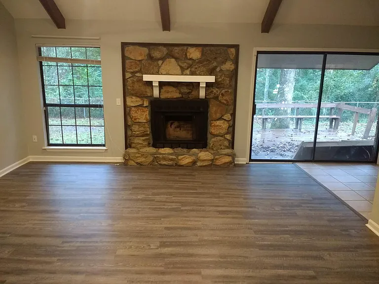 416 Floyd Cir — Photo 4