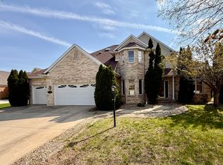 1808 Vale St, Champaign, IL 61822