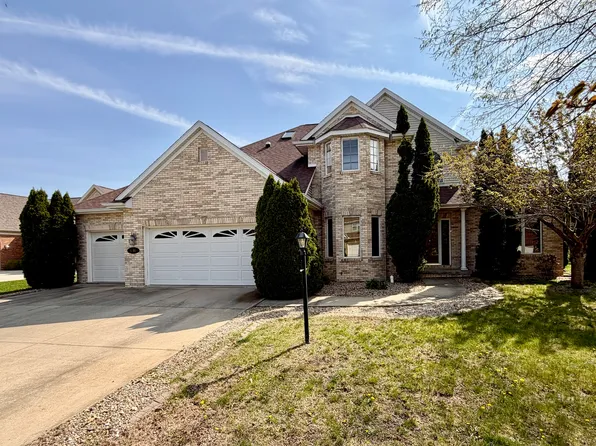 1808 Vale St, Champaign, IL 61822