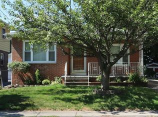 313 Magnolia Ave, East Rochester, NY 14445