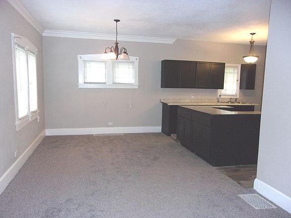 4th image of 3450 Stratmore Ave