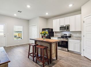 3605 McCrae Crossing, San Antonio, TX 78264