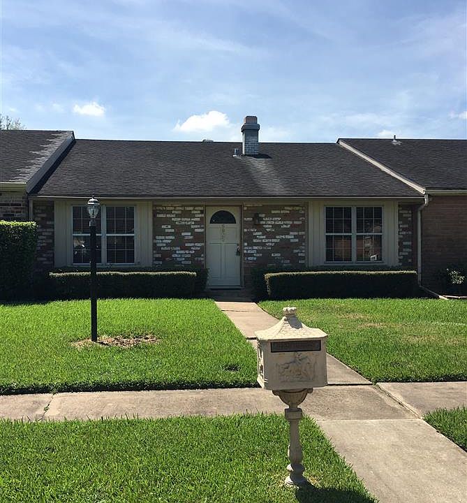 1st image of 5925 Meadow Way