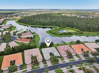 15820 Aurora Lake Cir, Wimauma, FL 33598