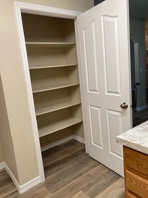 3 bed, 1300 sqft, $2,150 — Photo 4