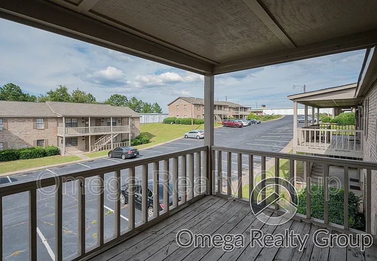 Lakeridge Apartments — Photo 20