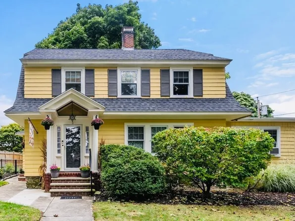 6 Houston Ave, Methuen, MA 01844