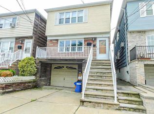 8 E 10th St, Bayonne, NJ 07002