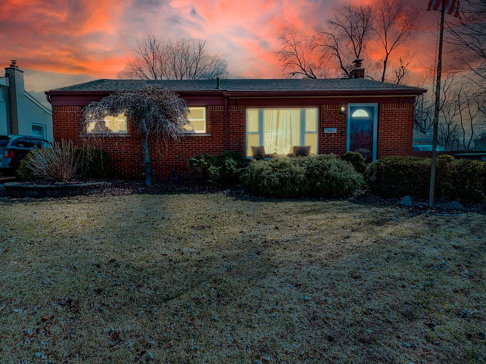 1st image of 8011 Trafalgar St