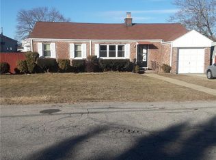 87 Woodstock Dr, Warwick, RI 02889