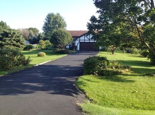 557 Kathleen St, Gilberts, IL 60136