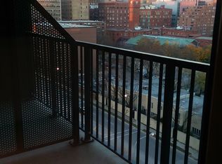 868 S Clark St, Chicago, IL 60605