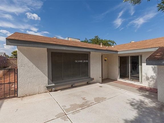 2nd image of 7026 Pinebrook Ct