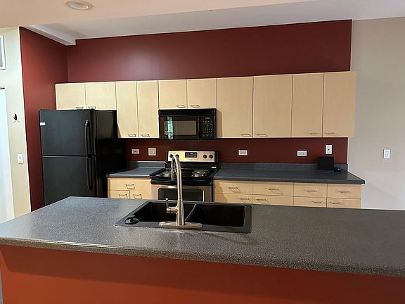 2nd image of 1236 Chicago Ave APT 406